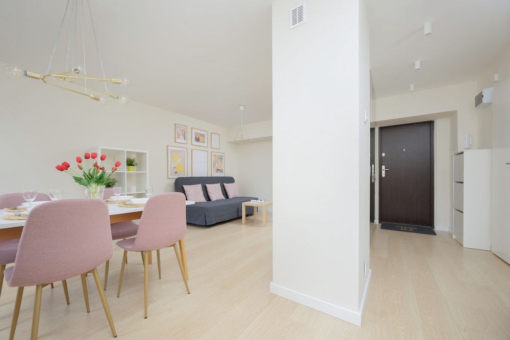 Cosy Apartment for 4 by Renters view 4