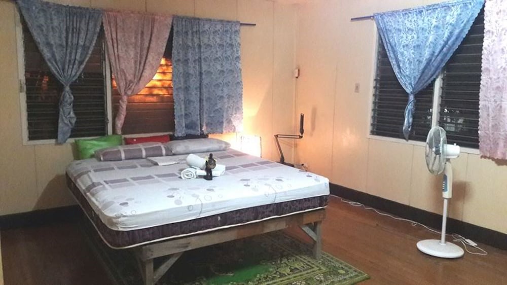 BugoyBikers Hostel