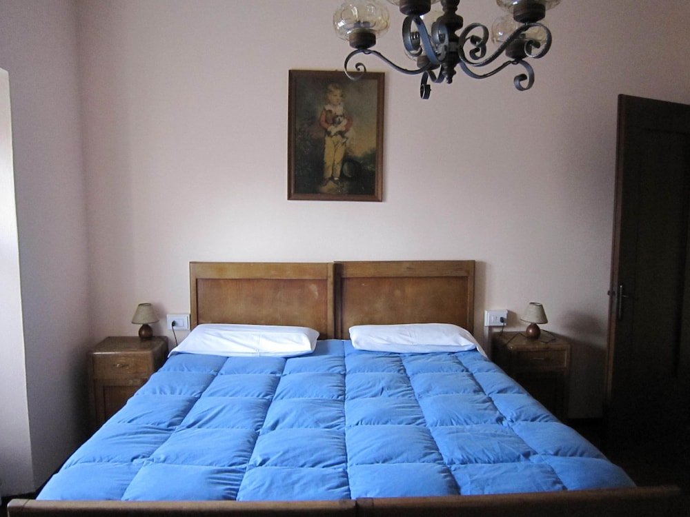 Farmhouse in Verbania With Mountain Views photo 4