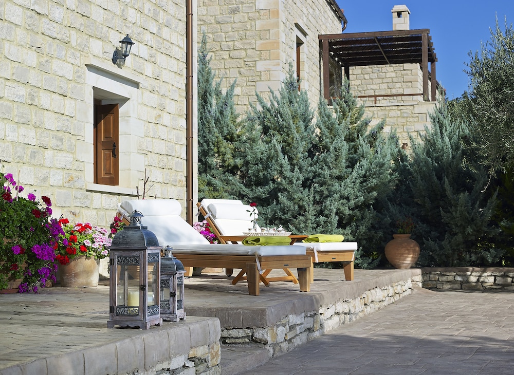 Vederi Estate