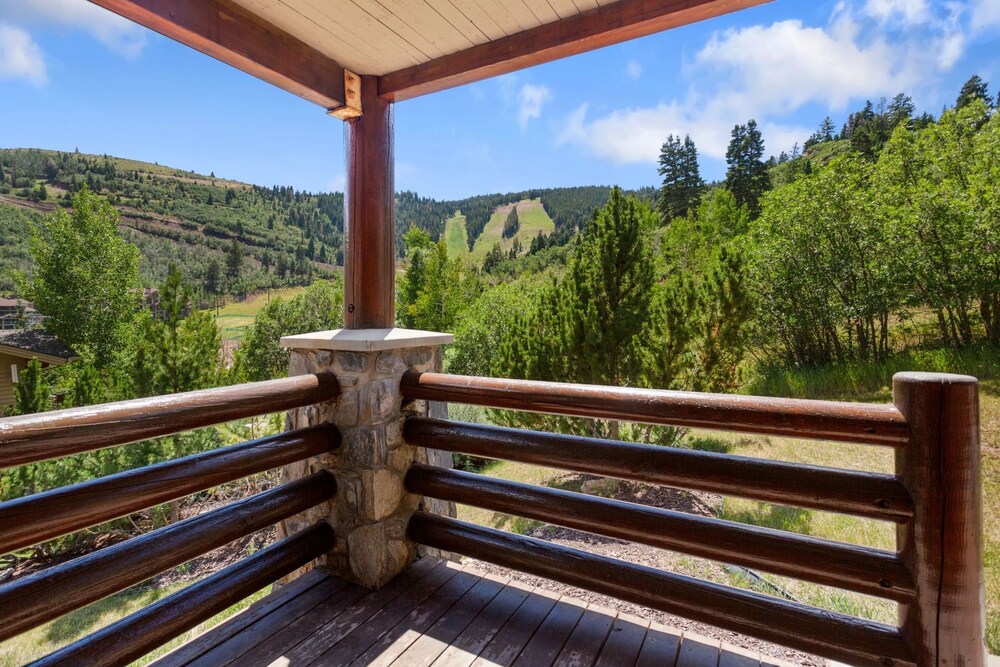 Trail's End Lodge at Deer Valley Resort - Four Bedroom Residence with Spa #18 4 Condo