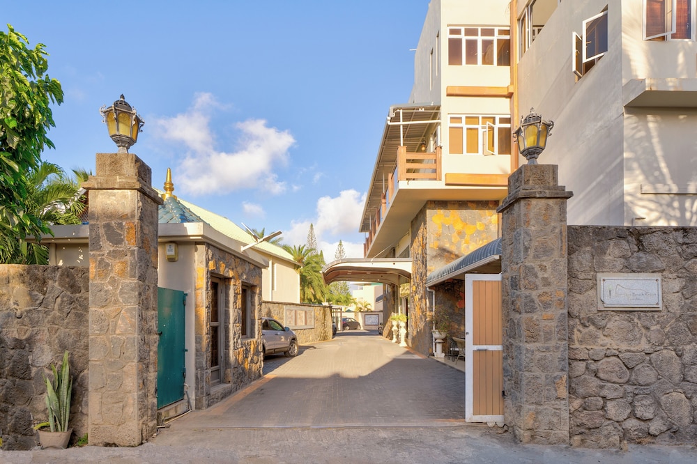 Pereybere Beachside Apartment