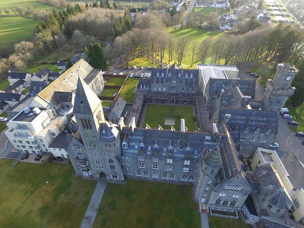 The Highland Club