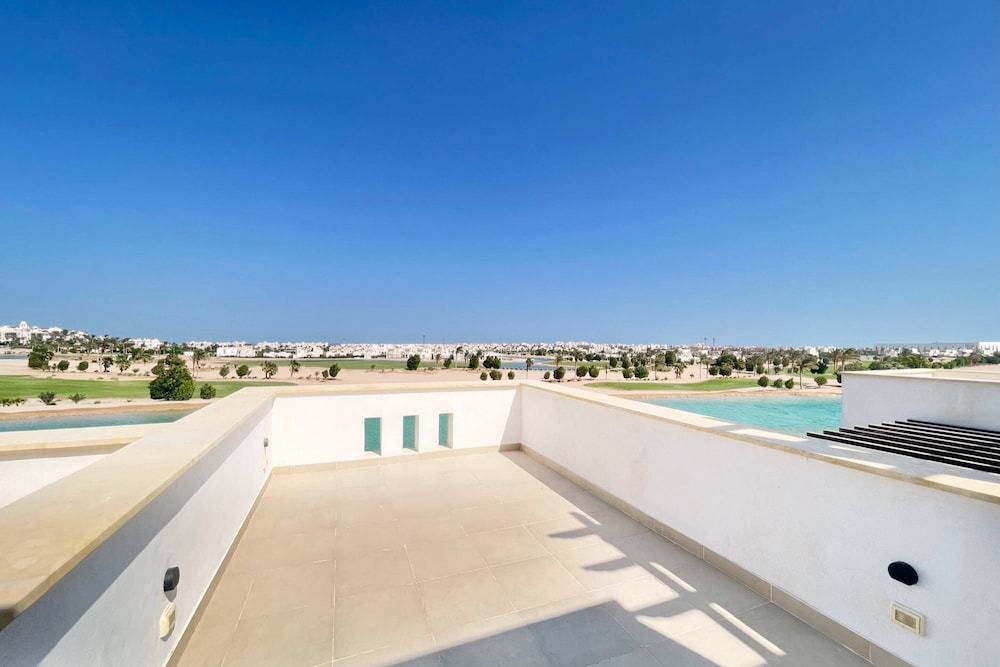 Xuru Stays I Poised & Pearly 3 BDR Villa @ Cyan El Gouna