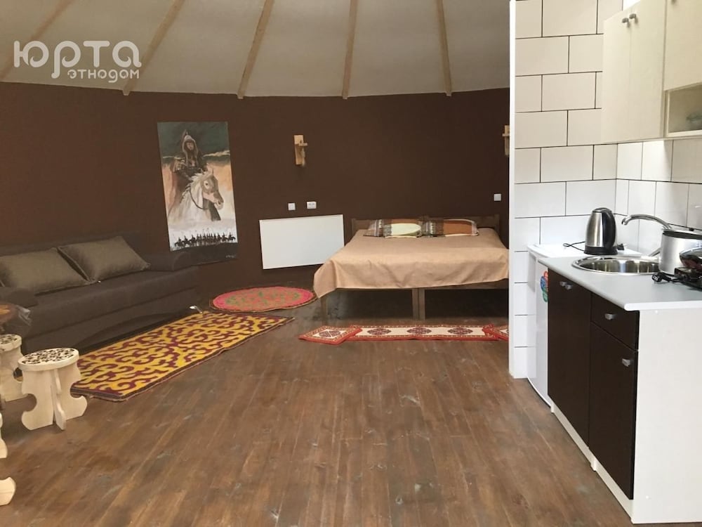 Ethnohouse YURTA