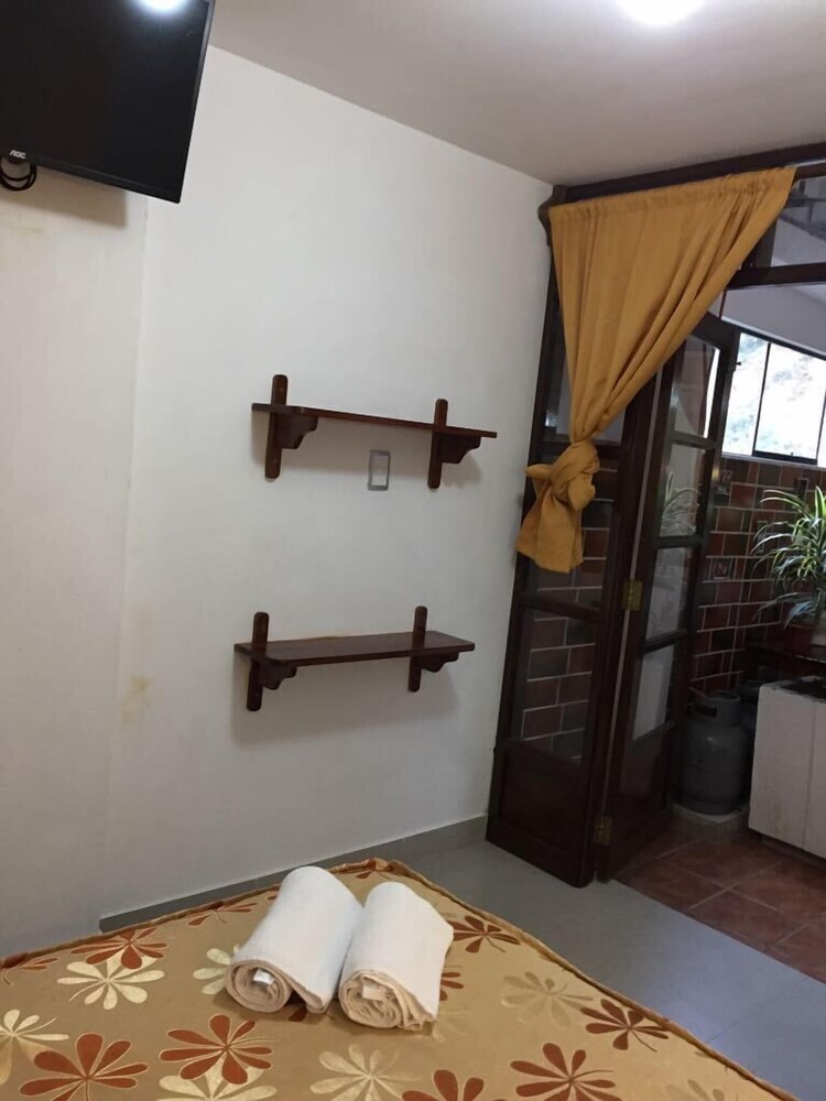 Hostal Bromelias 2