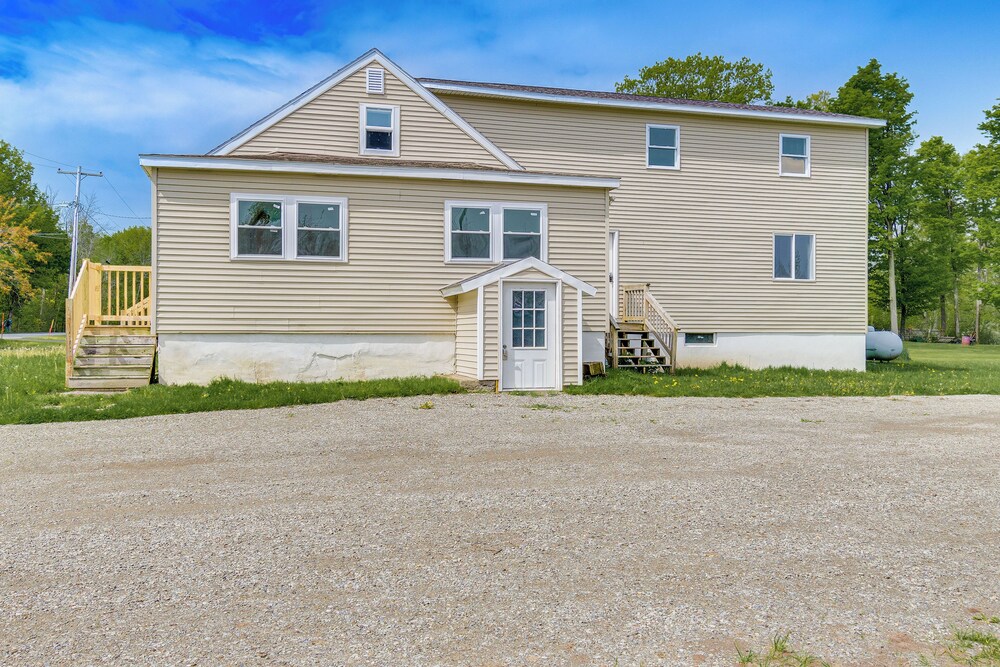 Spacious Oswego Home: 6 Mi to Fort Ontario! view 5