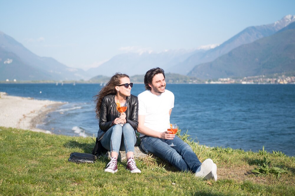 Lake Como Beach Hostel