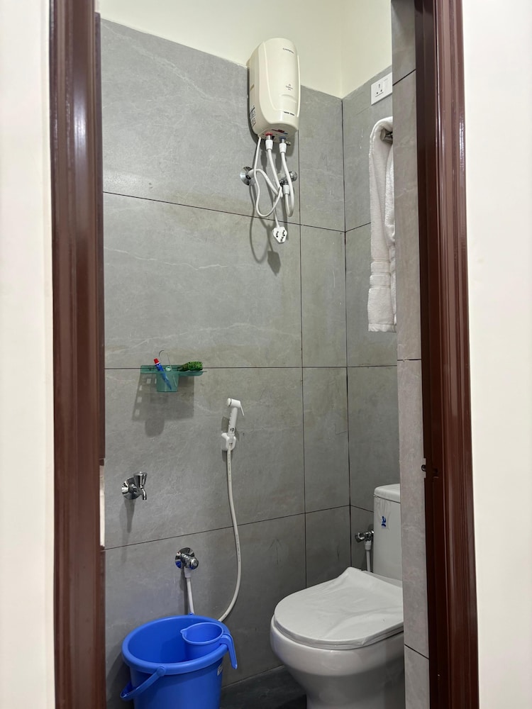 PS ELITE HOME STAY