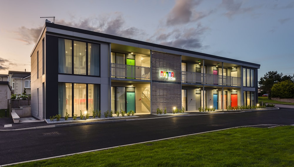 Hotel Apartrooms - Image 1