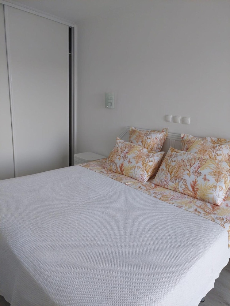 White Light Terrace Alvor Flat