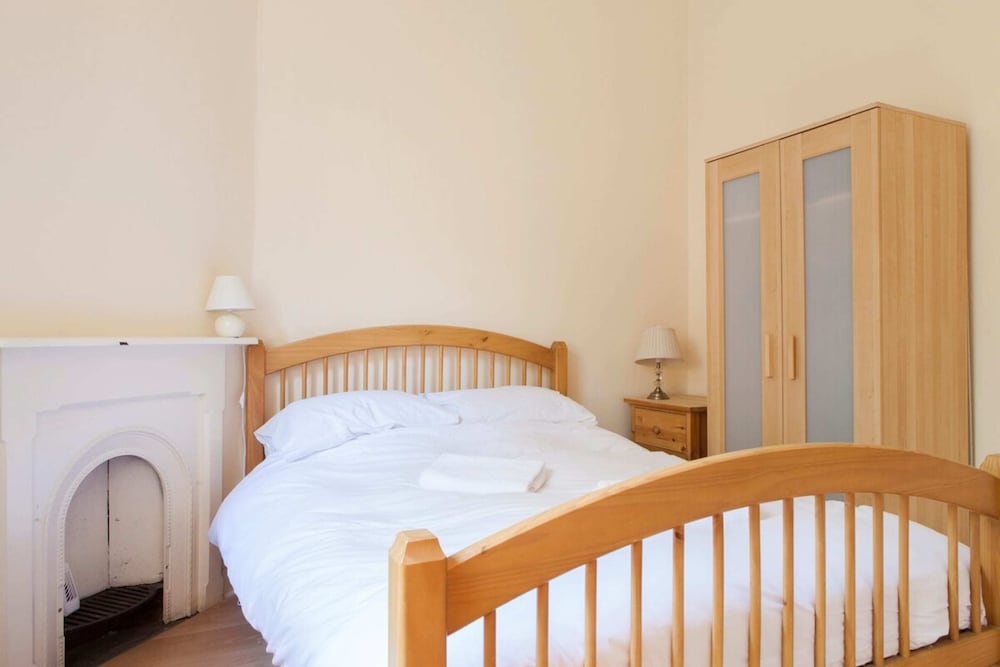 1 Bedroom Apartment on Charming St Stephen Street