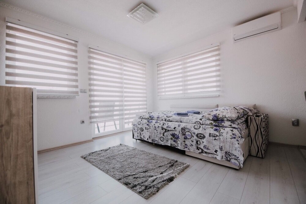 Luxury Apartments view 3