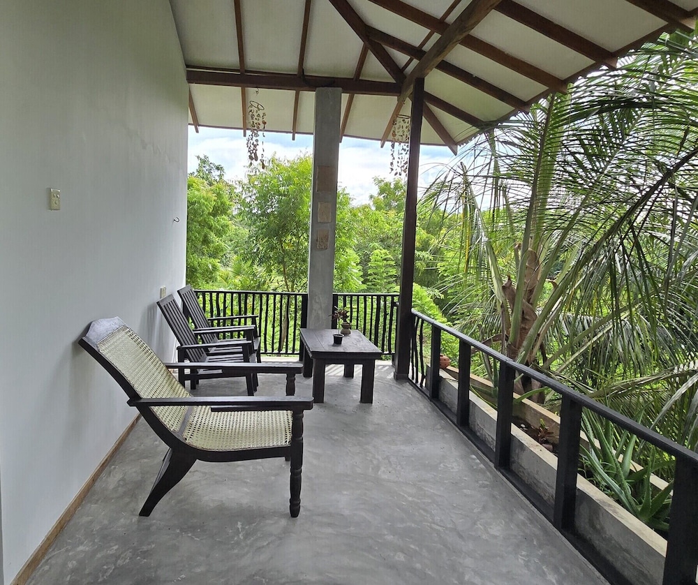Ginger Harmony Guesthause and Café