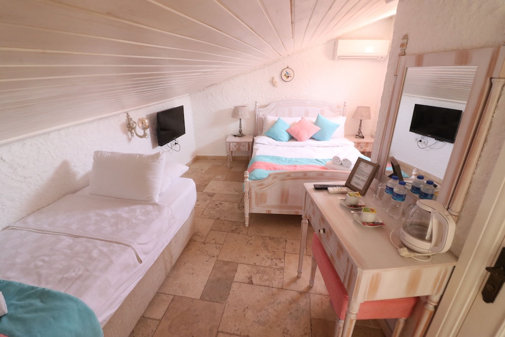 Galya Otel Alacati - Image 32