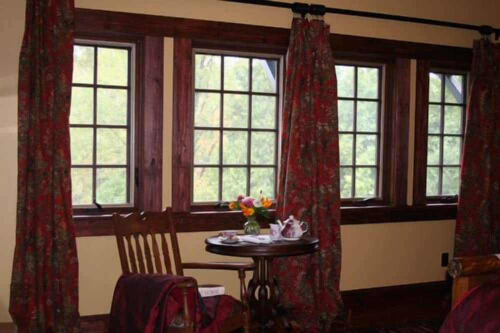 Fearn Lodge