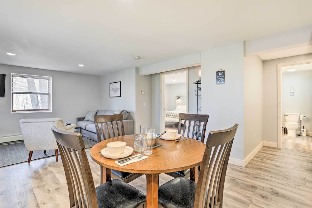 Charming Beacon Apt w/ Fire Pit: Near Hiking! - Property Image 12