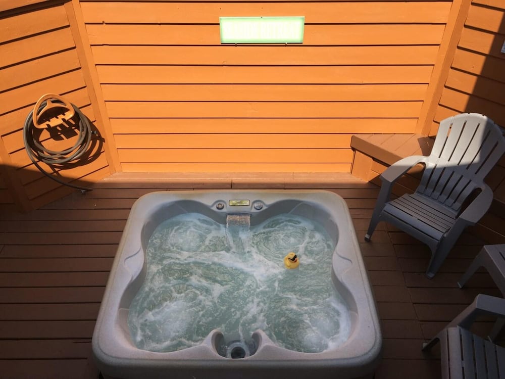 Oceanview Cabin 23 w Jacuzzi Remarkable Views