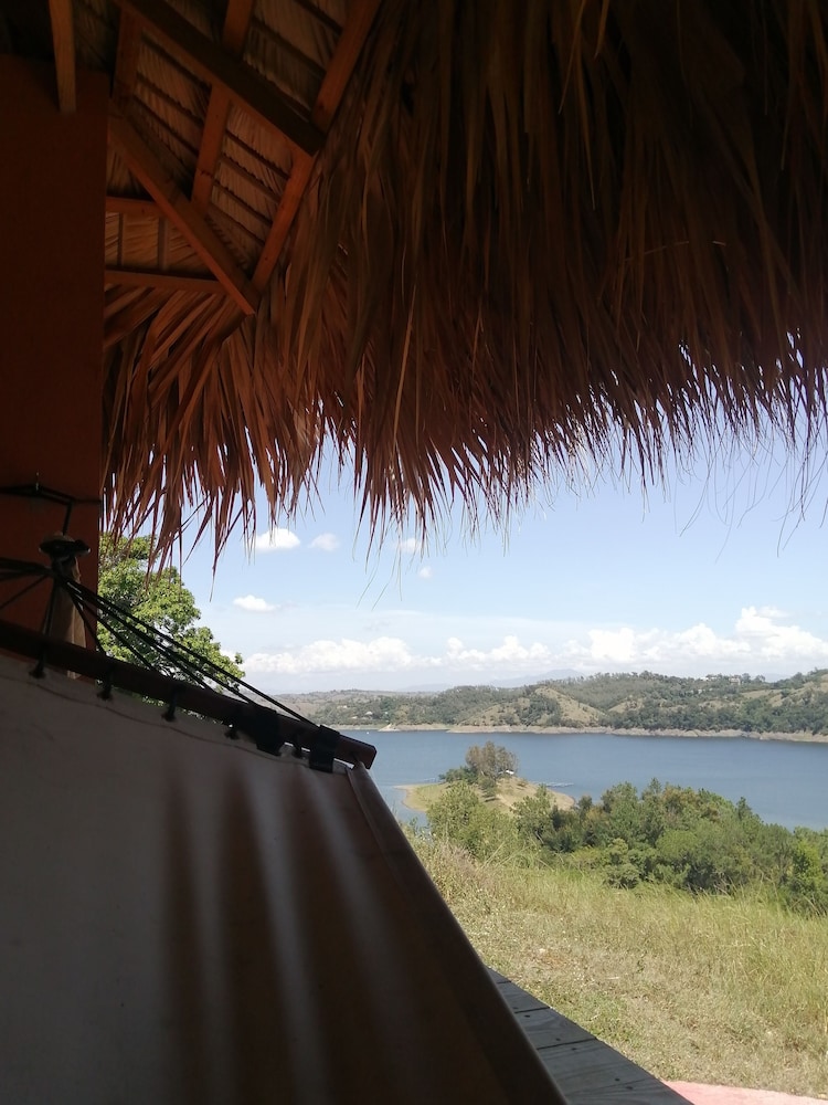 Villas del Lago Lake Resort & Campground