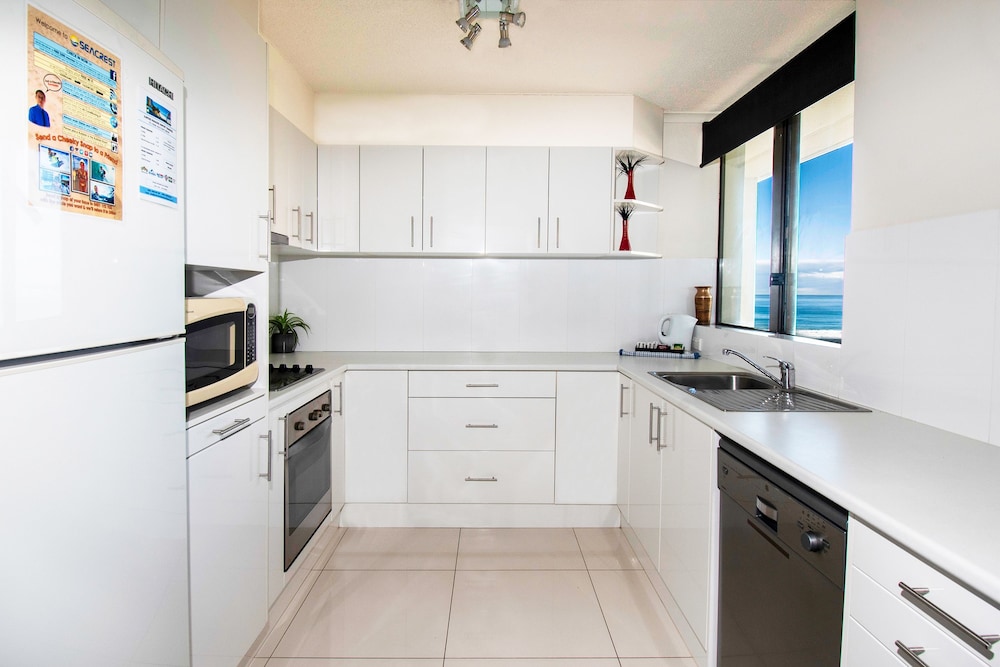 Surfers Paradise Vacations - Seacrest Beachfront Holiday Apartments - Property Image 39