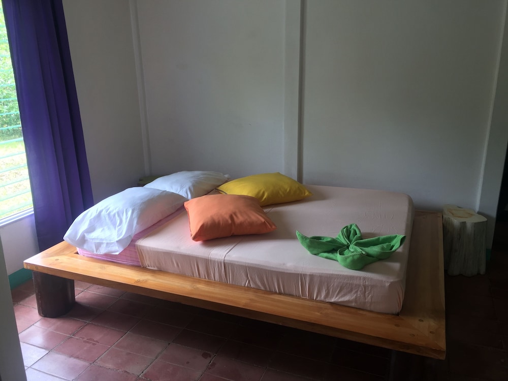 Cinco Ceibas Lodge
