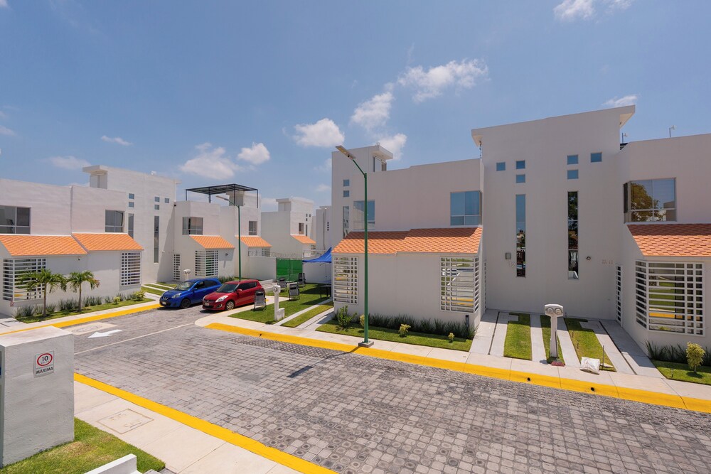 FFamily House & Water Park Tlayecac 3 BR