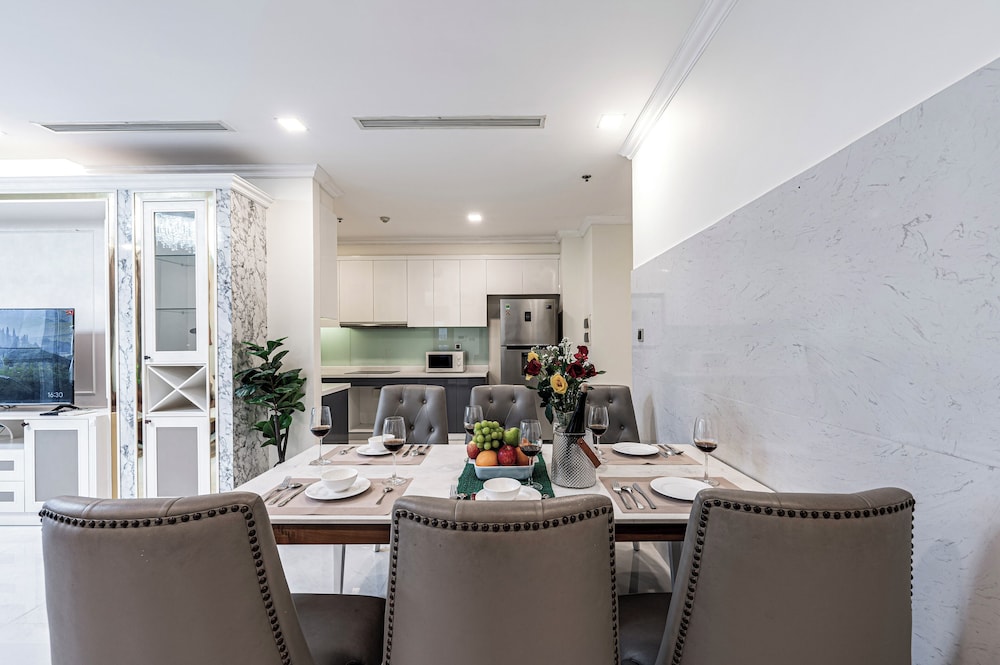 Vinhomes Central Park Apartment by Hava