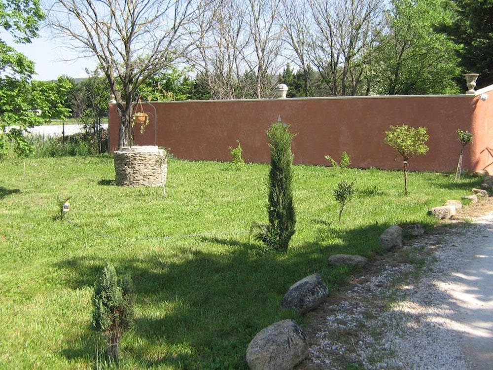 Photo 37