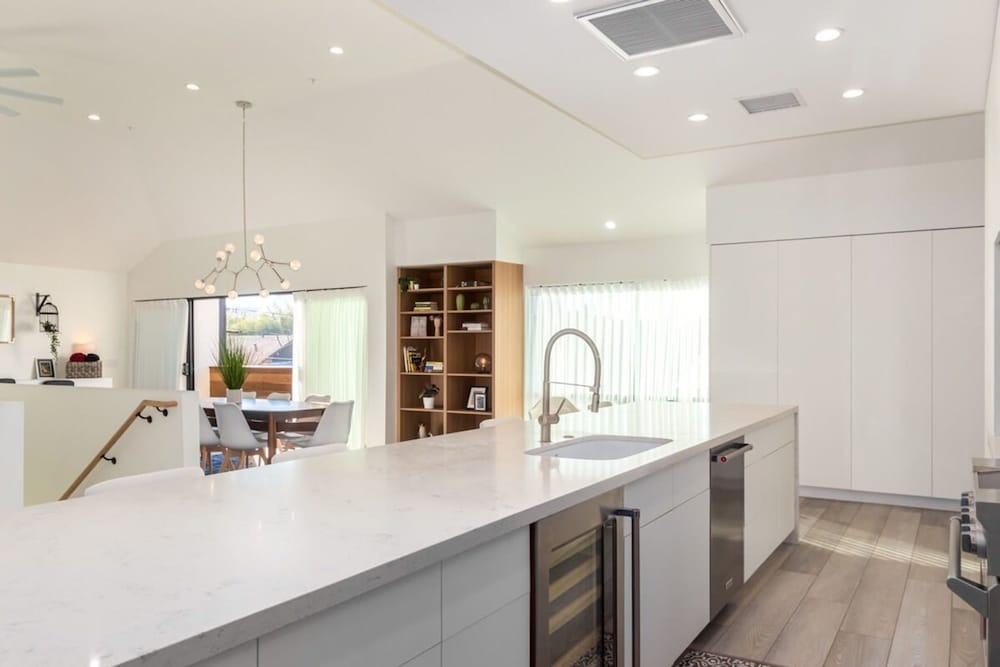 Urban Art Loft - Historic DT Phoenix-chefs Kitchen