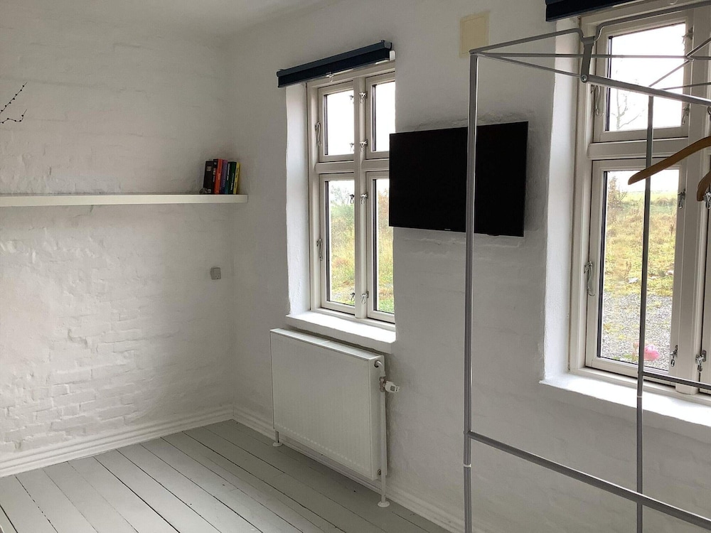 8 Person Holiday Home in Roslev