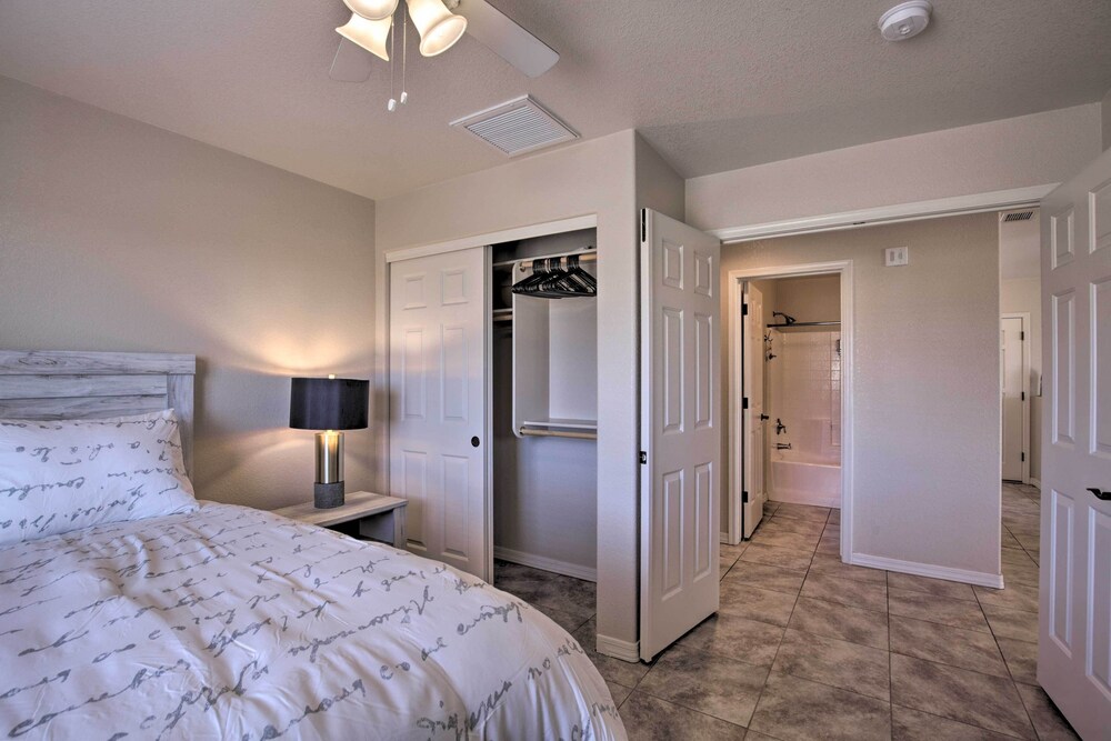 3 Mi to Beach & Boat Launch: Lake Havasu Home!