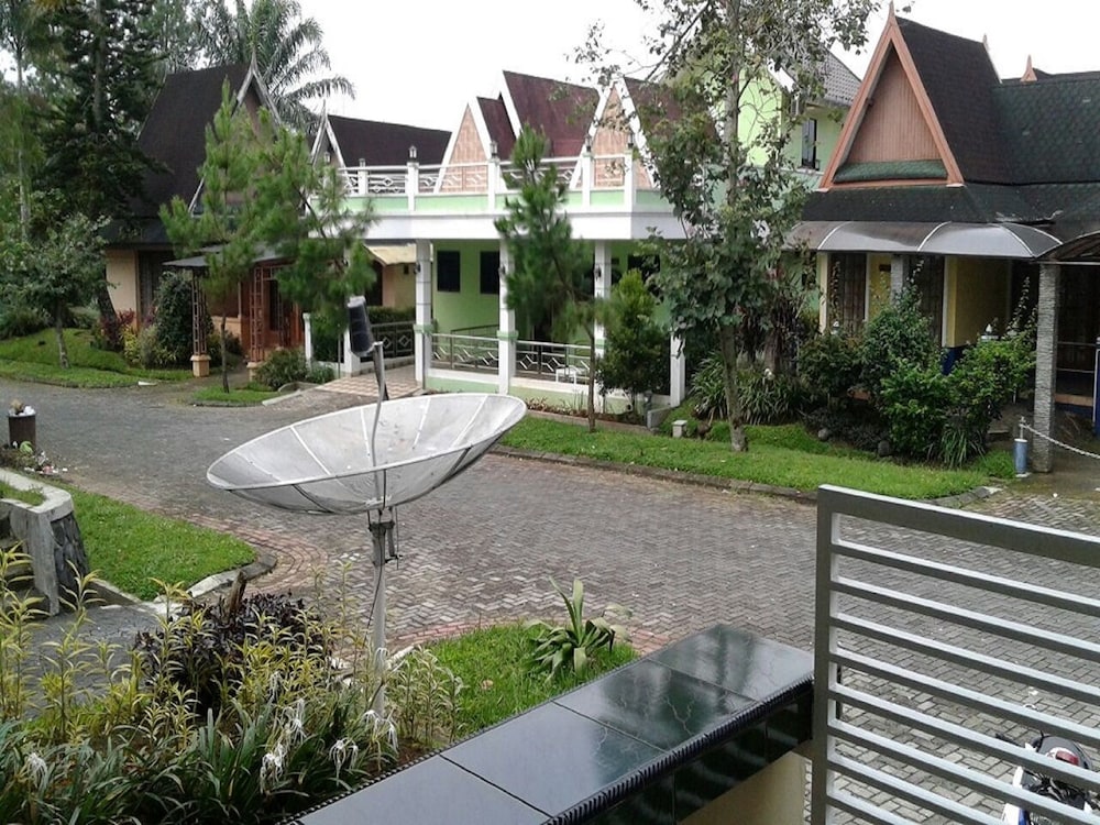 Photo 13