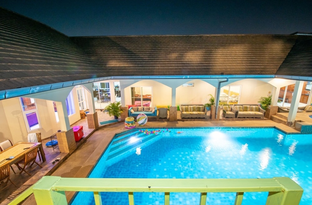 Pool Villa for Families and Party