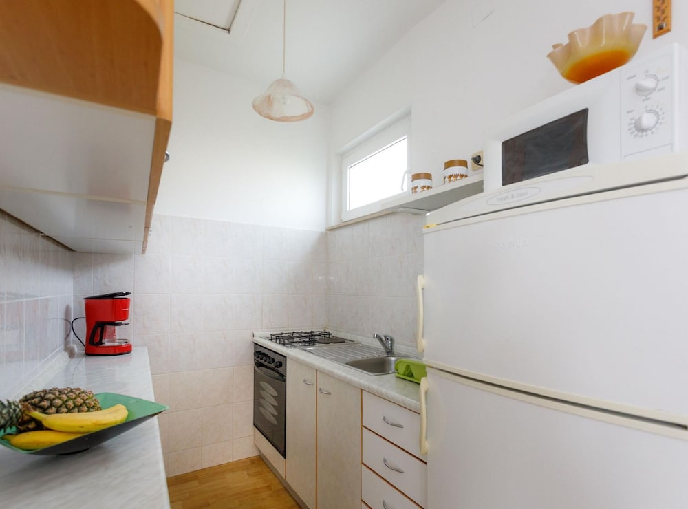 Charming and Tranquil Krk Center Apartment