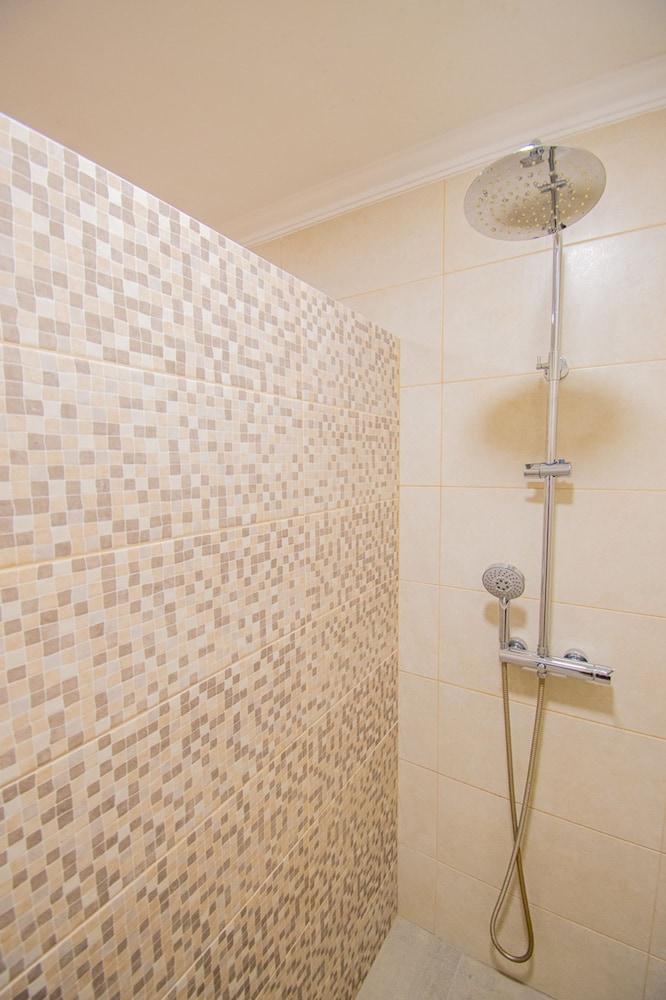 Kizi in Carvoeiro With 1 Bedrooms and 1 Bathrooms