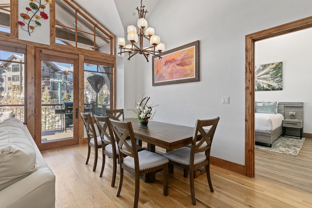 302 - Three Bedroom Shooting Star 3 Condo