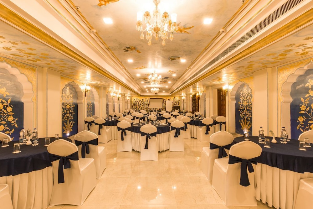 Umaid Haveli - A Heritage Style Hotel & Resort