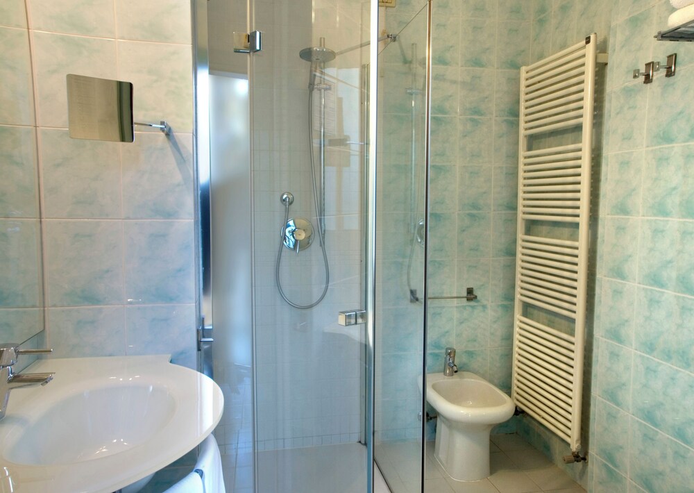 Hotel Eros Residence