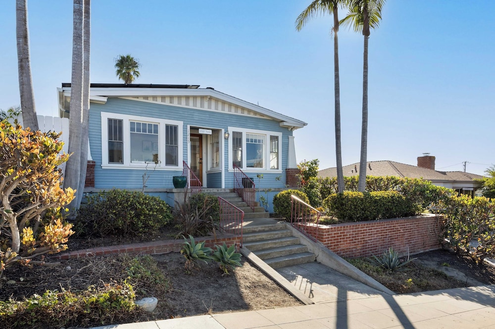 Cliff View by Avantstay Hot Tub + Fire Pit 1 Block From Downtown La Jolla