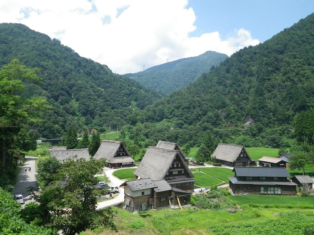 Gokayama Ryokan Yoshinoya view 4