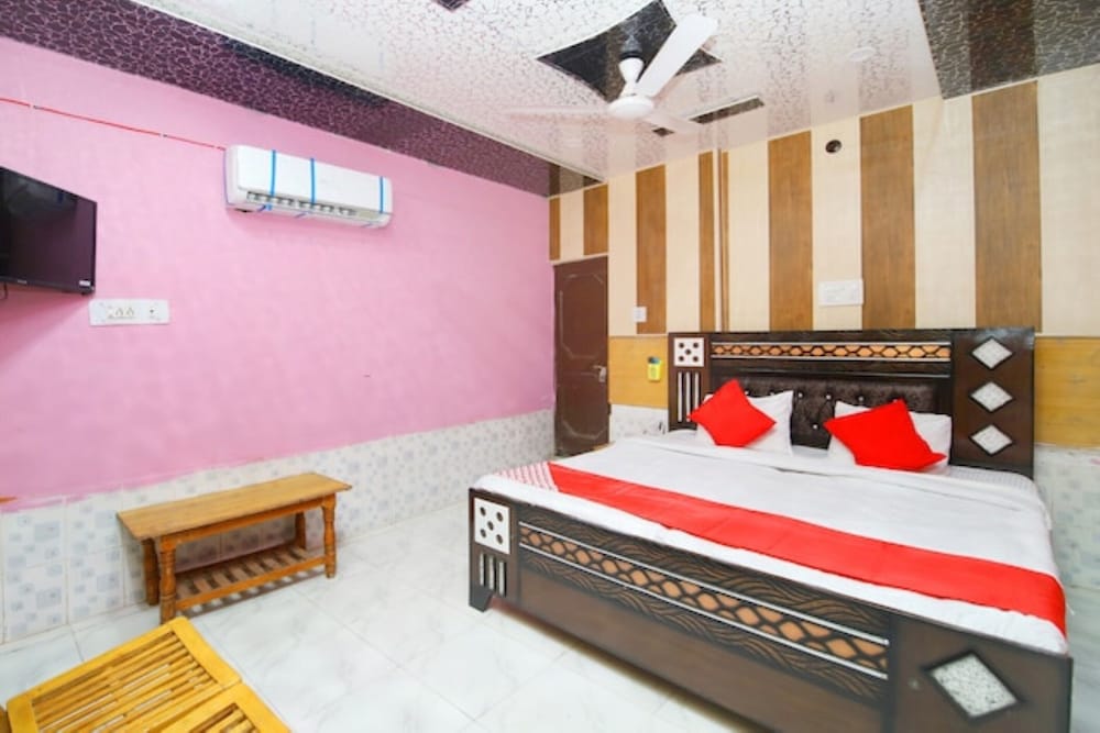 Hotel Kiran HP