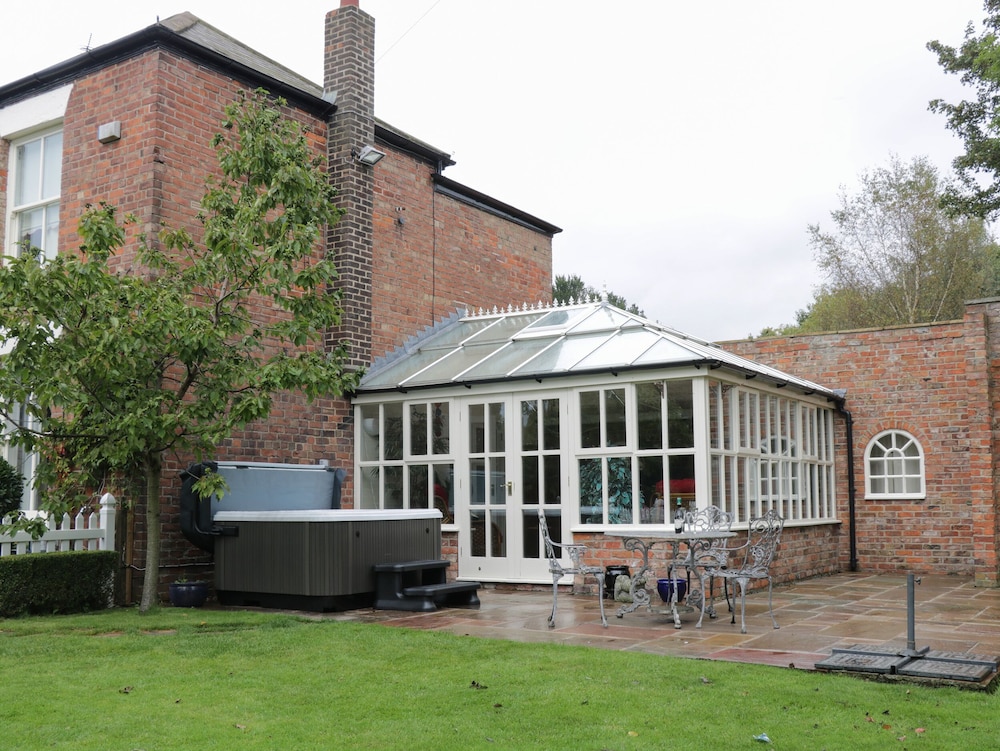 Ash Tree Lodge