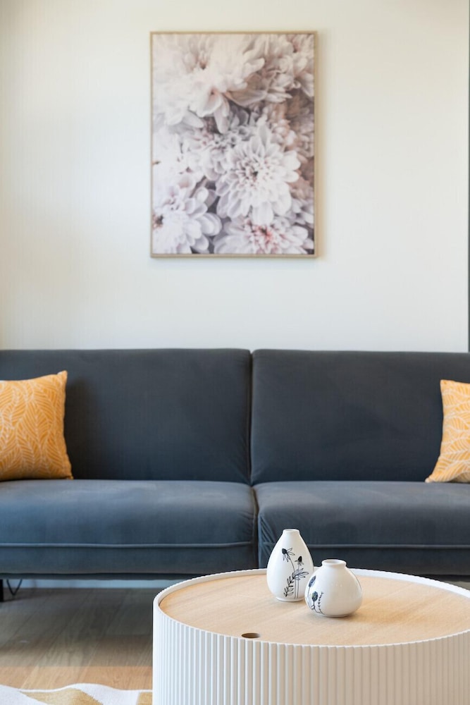 LIV Athinum 1 - Luxury Apartment 1A