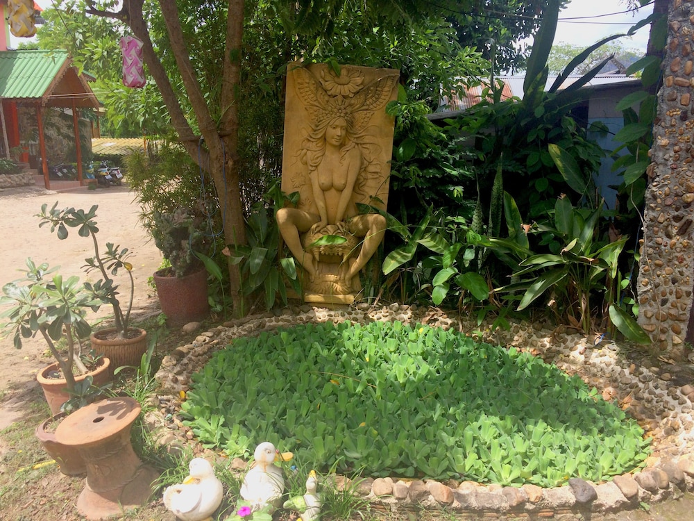 Belle Garden