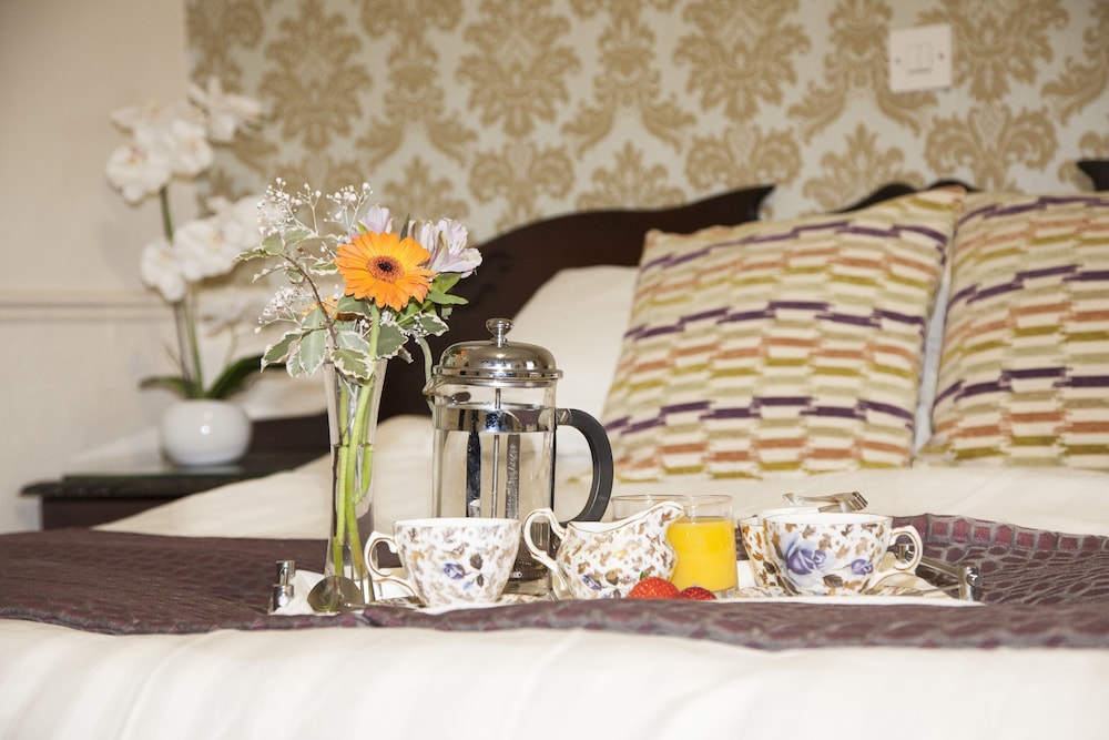 Kilkenny Vacations - The Club House Hotel - Property Image 20