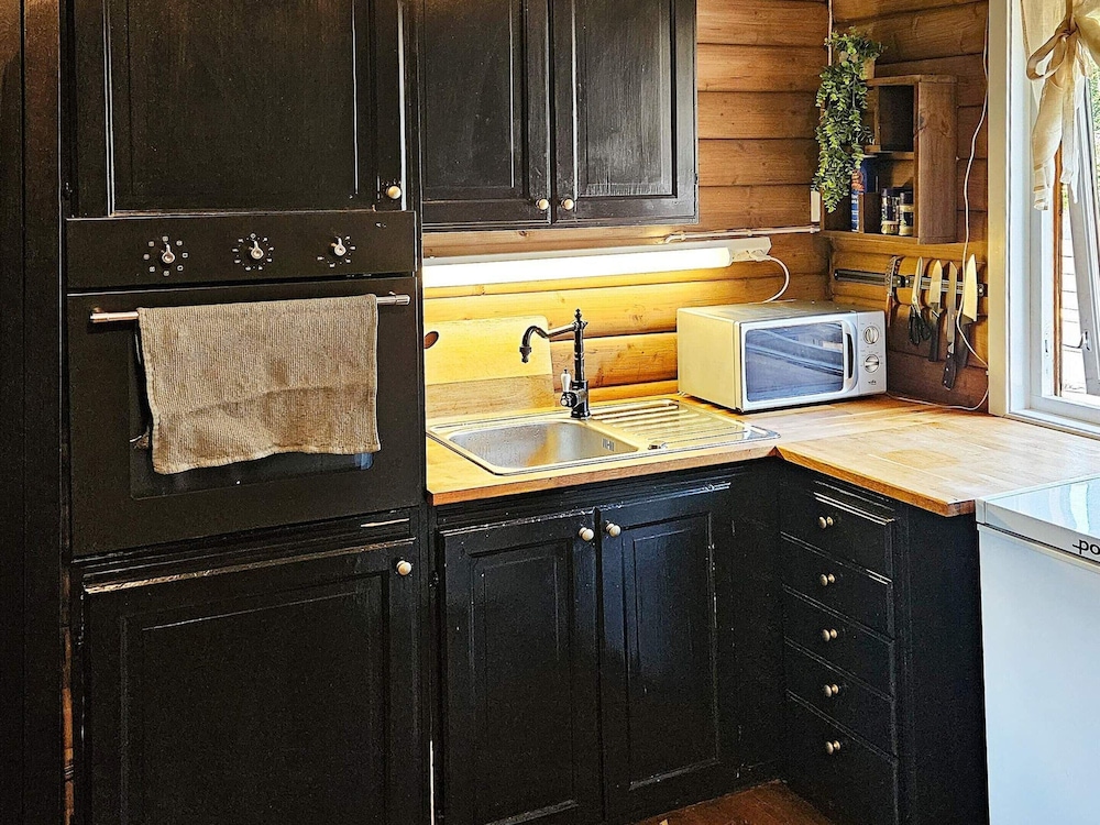 6 Person Holiday Home in Lyngdal view 4