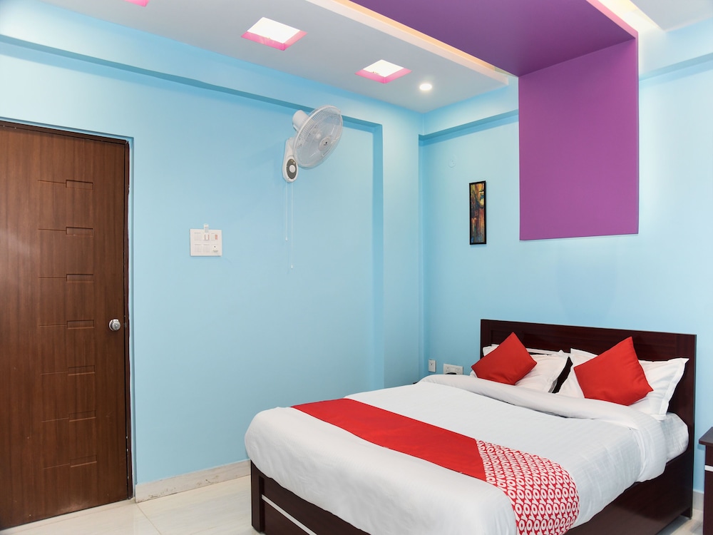 OYO 14798 Radha Swami Guest House