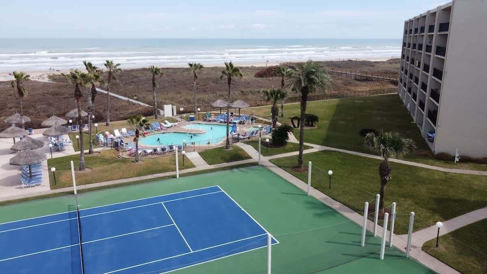 Saida Beachfront Luxe Condo Two Heated Pools 2 Bedroom Condo