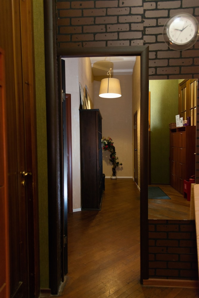 Ideal Mini Hotel - Hostel