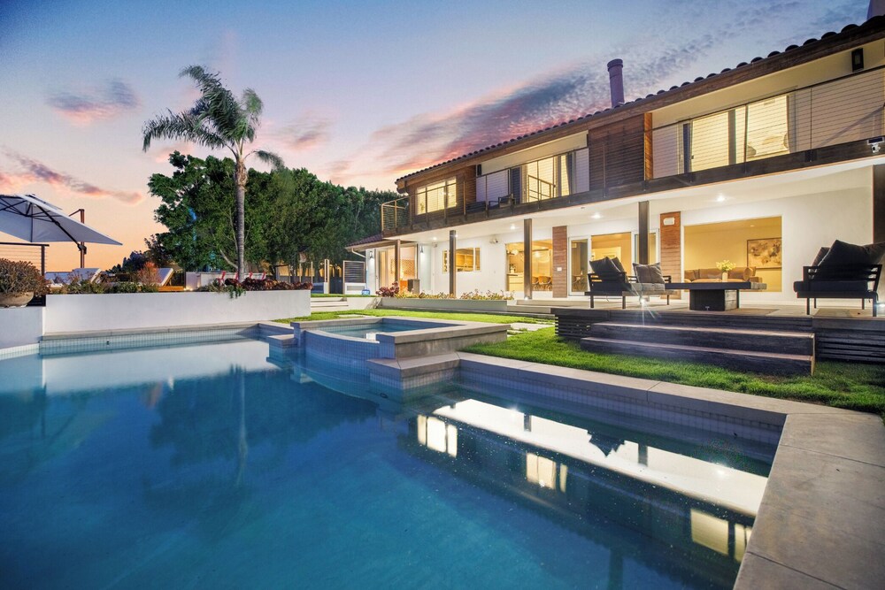 Stradella View - Bel-air Oasis w/ Infinity Pool & Stunning Panoramic Views